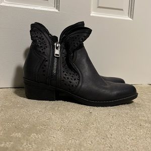 Black Ankle Boots